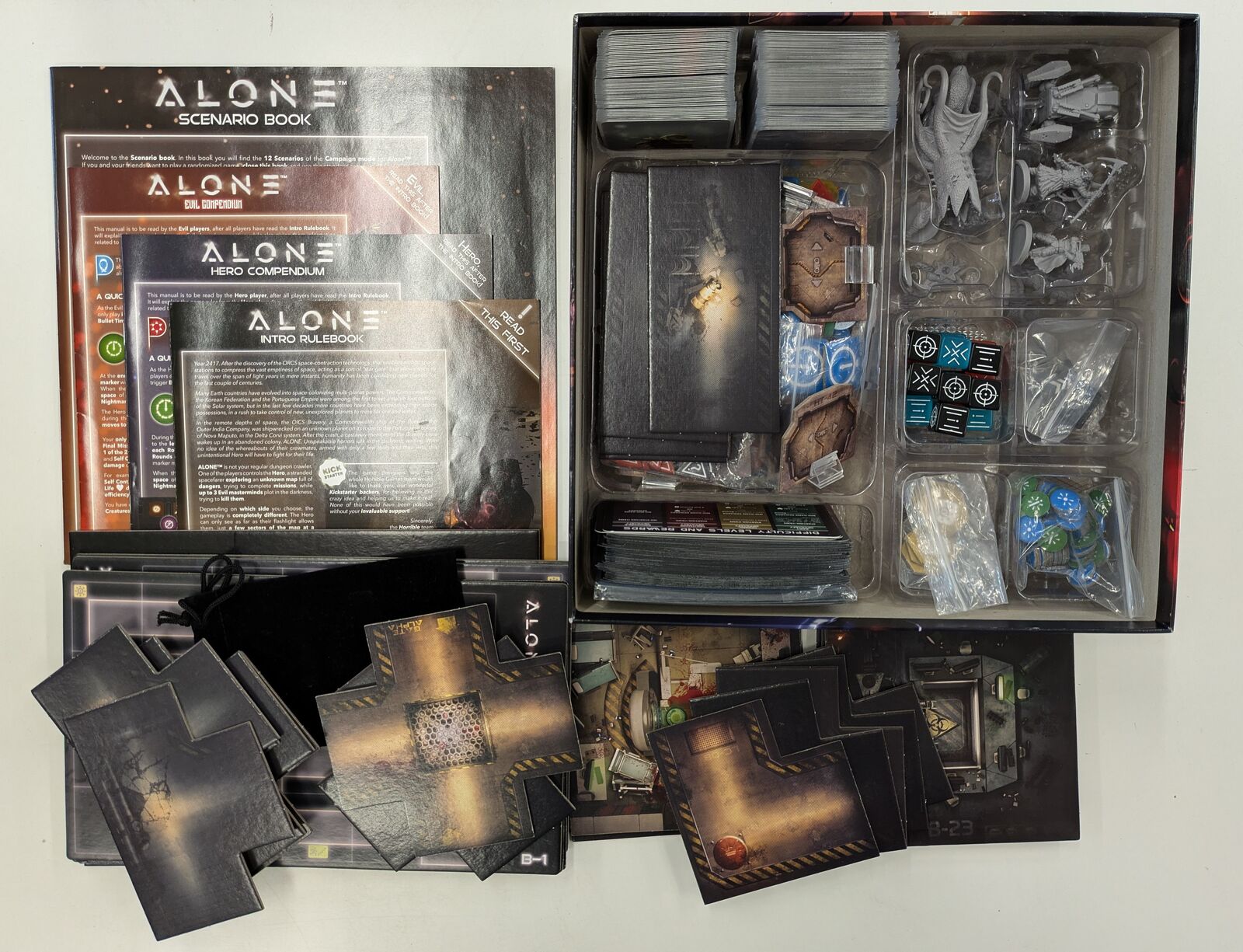 Alone Kickstarter Edition + Expansions (Alpha, Avatar, Deep KS Exclusives) (Second Hand)